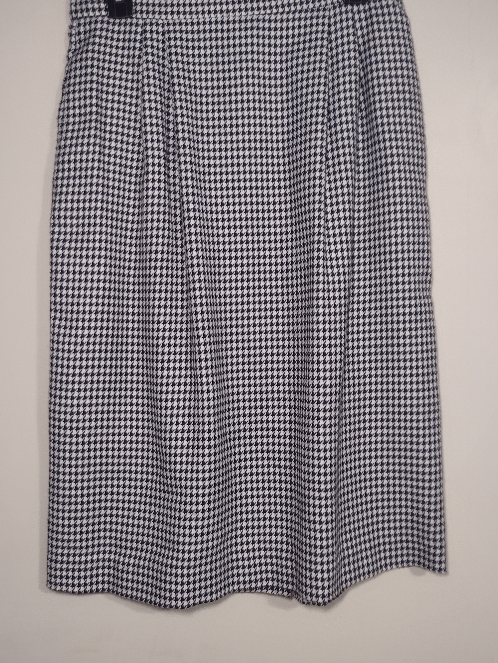 Houndstooth Pencil Skirt - Black & White  Size 8